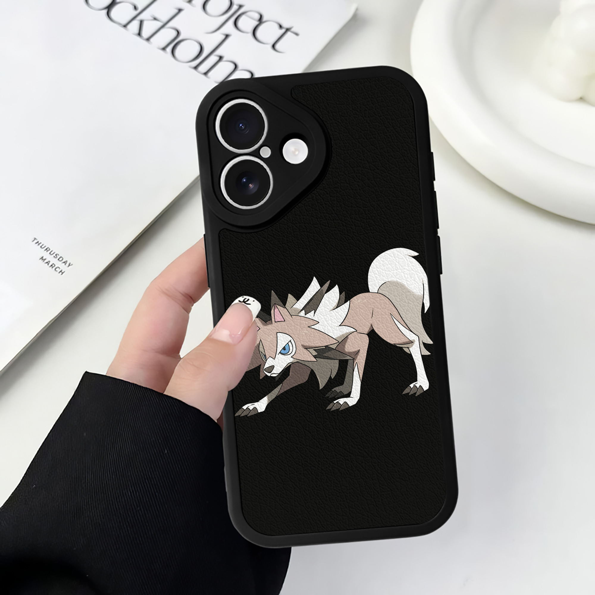 （画像用） ポケットモンスター Pokémon 【iPhone 16シリーズ対応】シリコンスマホケース（レザー調） 材質：シリコン